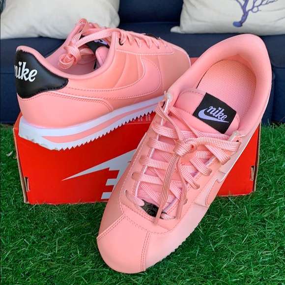 NIKE CORTEZ BASIC TXT VDAY (GS) - Picture 3 of 16
